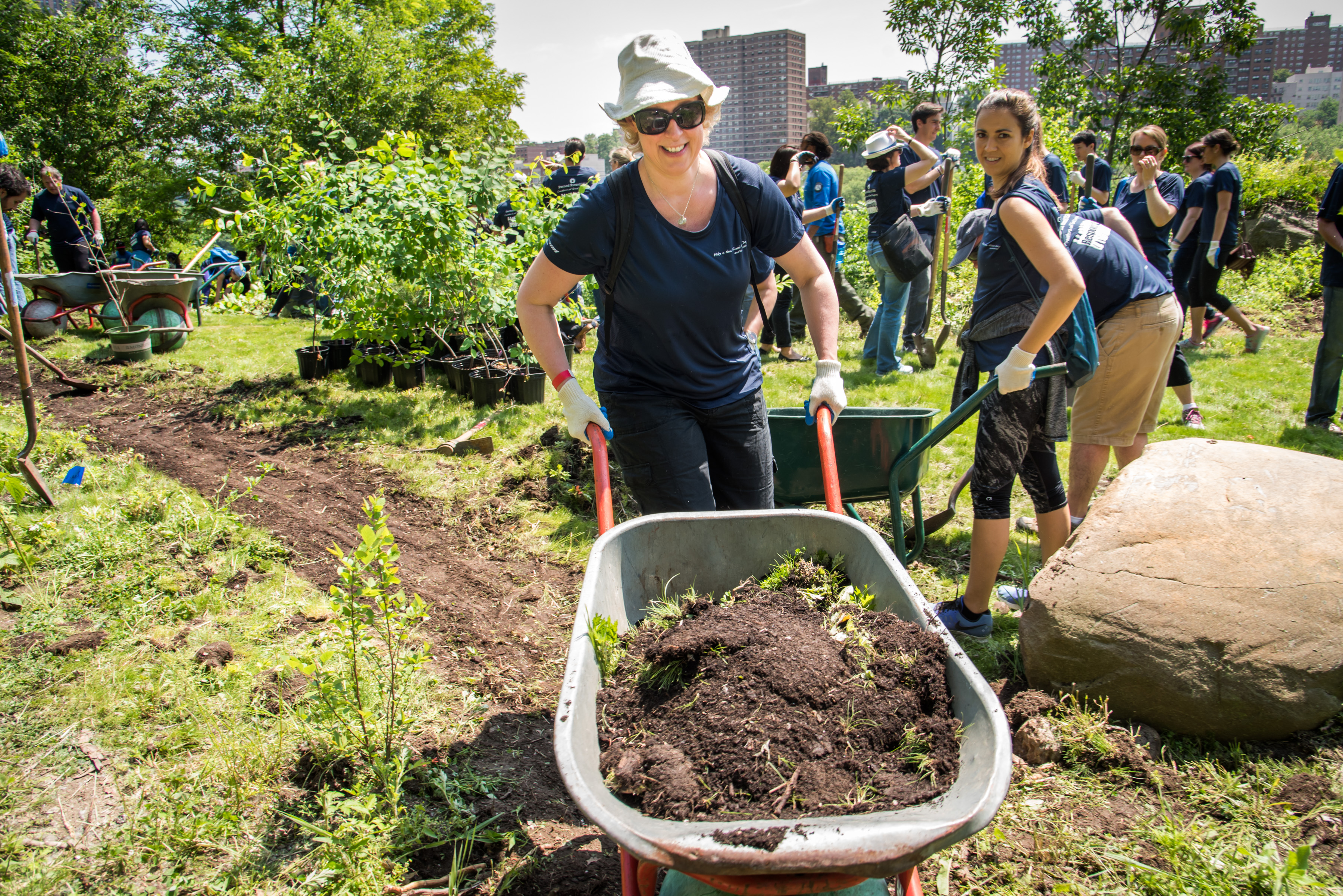 The New York Restoration Project (NYRP) Kicks Off Corporate Volunteering Program Seasons of Service